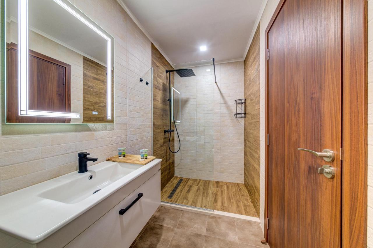 Skyday Penthouse Deluxe At Oak Residence Smolyan Ngoại thất bức ảnh